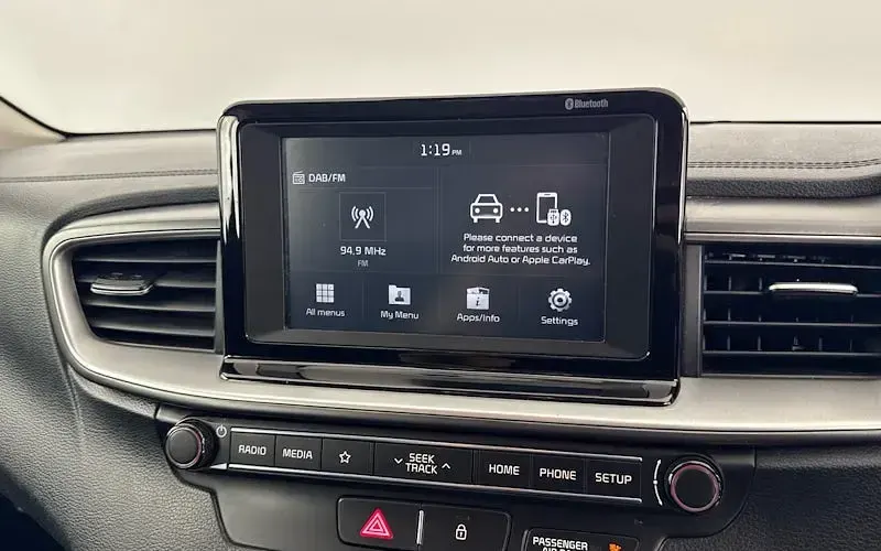 Used Kia Ceed Sportswagon 120 HP (88 kW) 2019 White Estate