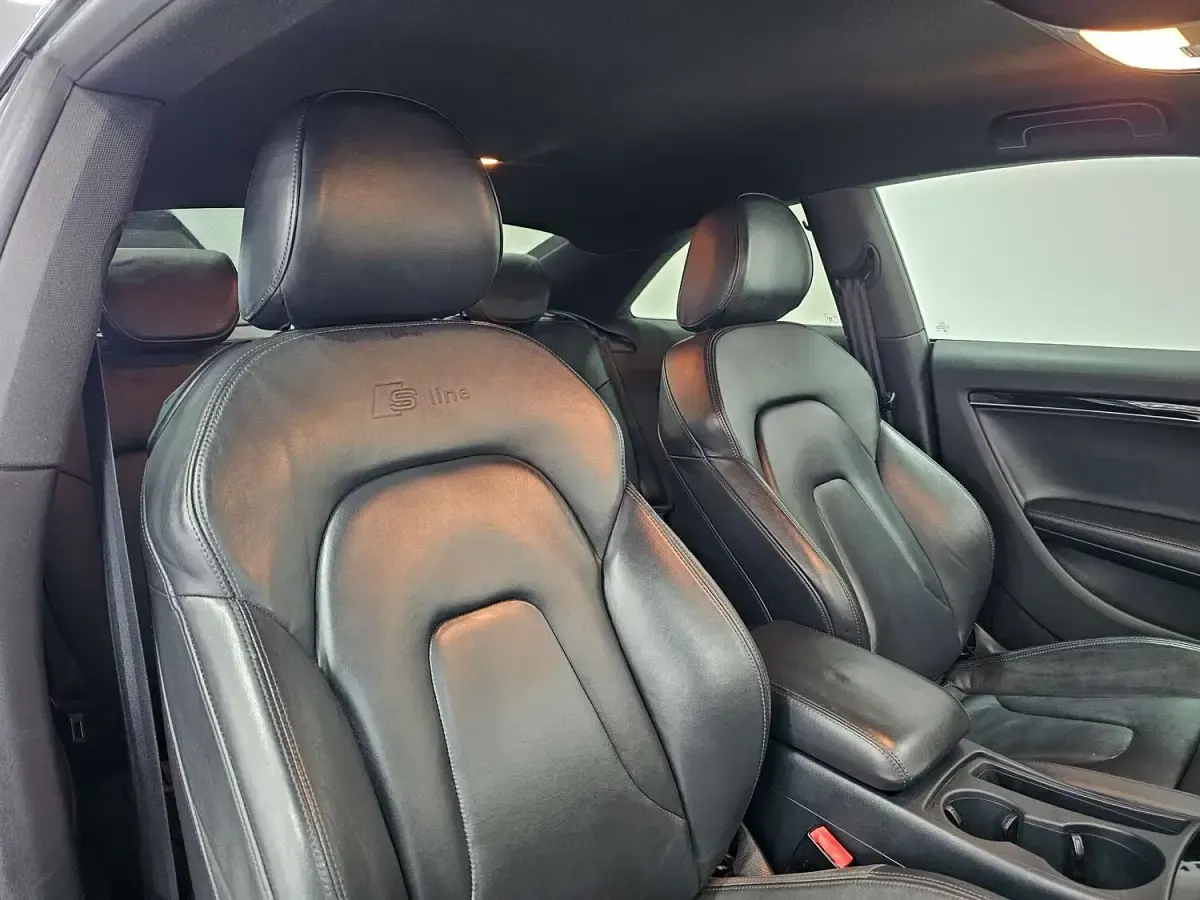 Used Audi A5 Black Edition 225 HP (165 kW) 2013 Red Coupe