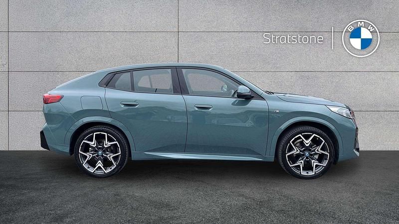 Used BMW iX2 M Sport 150 kW (204 HP) 2025 Green SUV