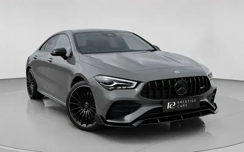 Usado Mercedes CLA220 AMG line 190 HP (139 kW) 2024 Sedan