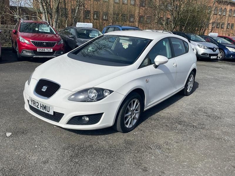 Begagnad Seat Leon Copa 2012 Vit Halvkombi
