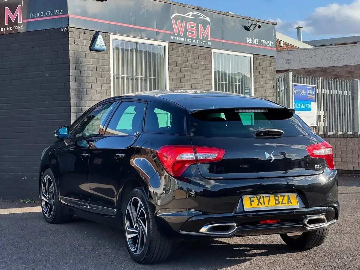 Used DS Automobiles DS5 Prestige 150 HP (110 kW) 2017 Black Hatchback