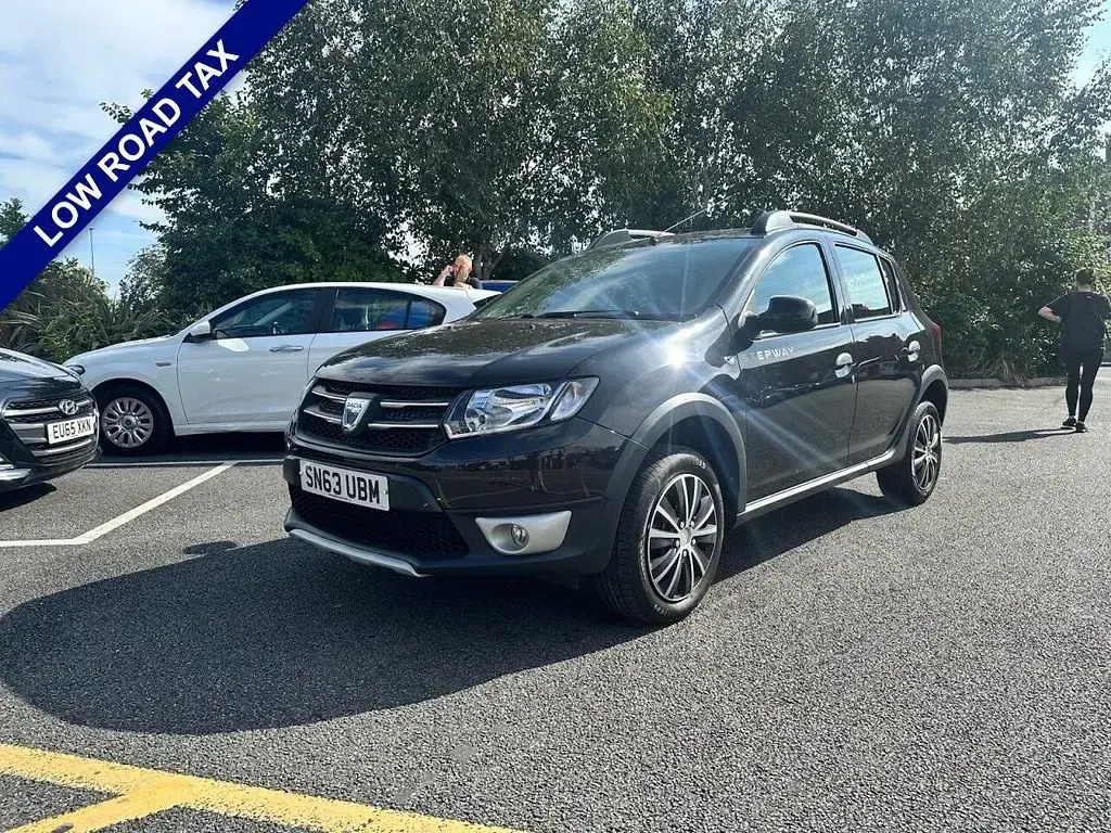 Used Dacia Sandero Lauréate 2013 Black Hatchback