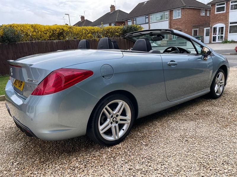 Used Peugeot 308 CC Active 112 HP (82 kW) 2013 Blue Cabriolet