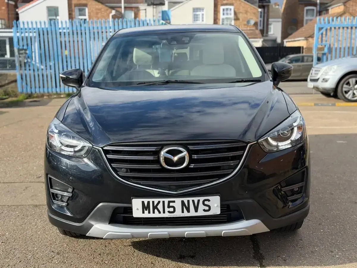 Second-hand Mazda CX-5 Inclusive 150 CP (110 kW) 2015 Negru SUV