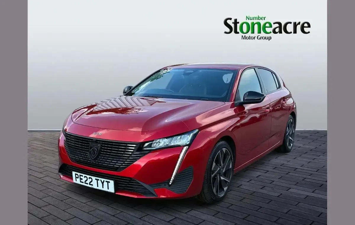 Used Peugeot 308 Allure Premium 129 HP (94 kW) 2022 Red Hatchback