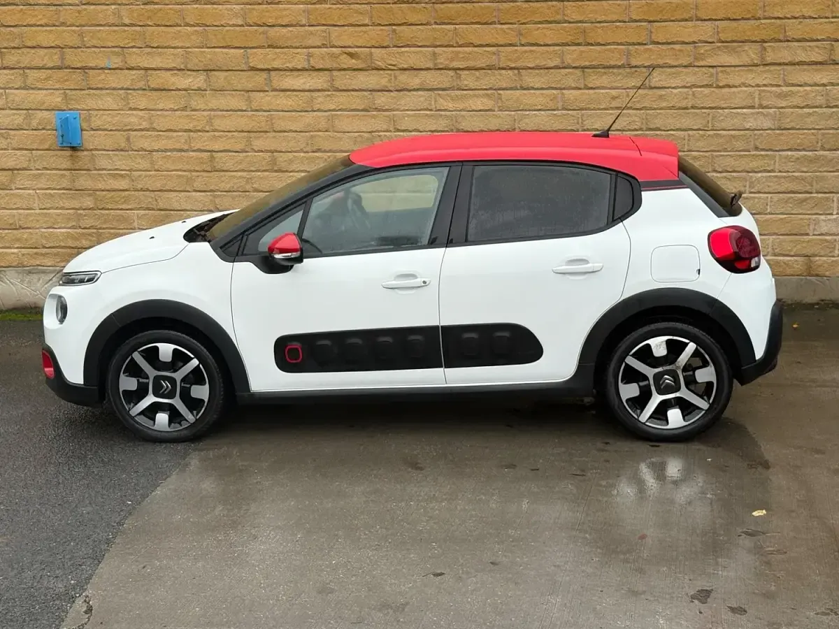 Used Citroën C3 Flair 110 HP (80 kW) 2017 White Hatchback