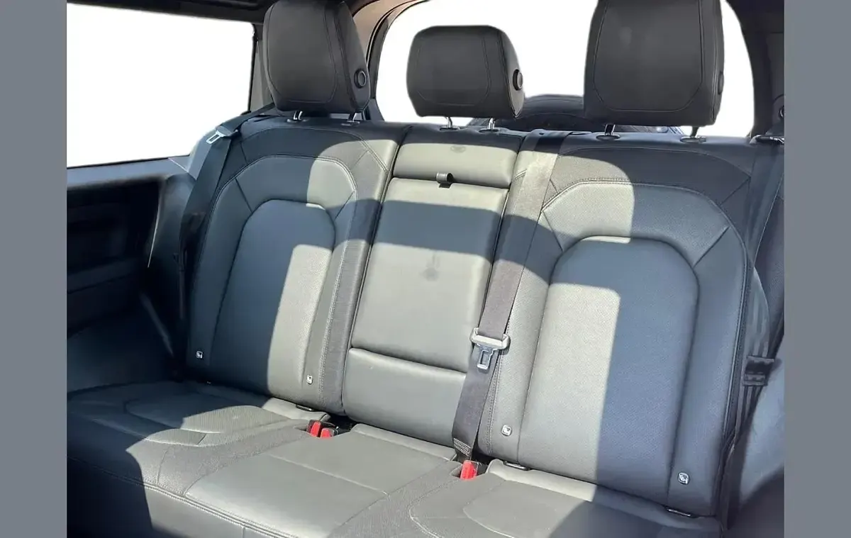 Used Land Rover Defender HSE Dynamic 245 HP (180 kW) 2023 Grey SUV