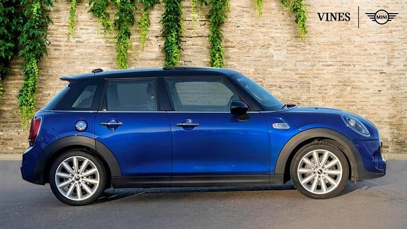 Used Mini Cooper S Hatch 192 HP (141 kW) 2018 Blue Hatchback