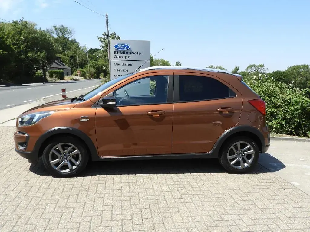 Used Ford Ka Plus Active 85 HP (62 kW) 2018 Bronze Hatchback