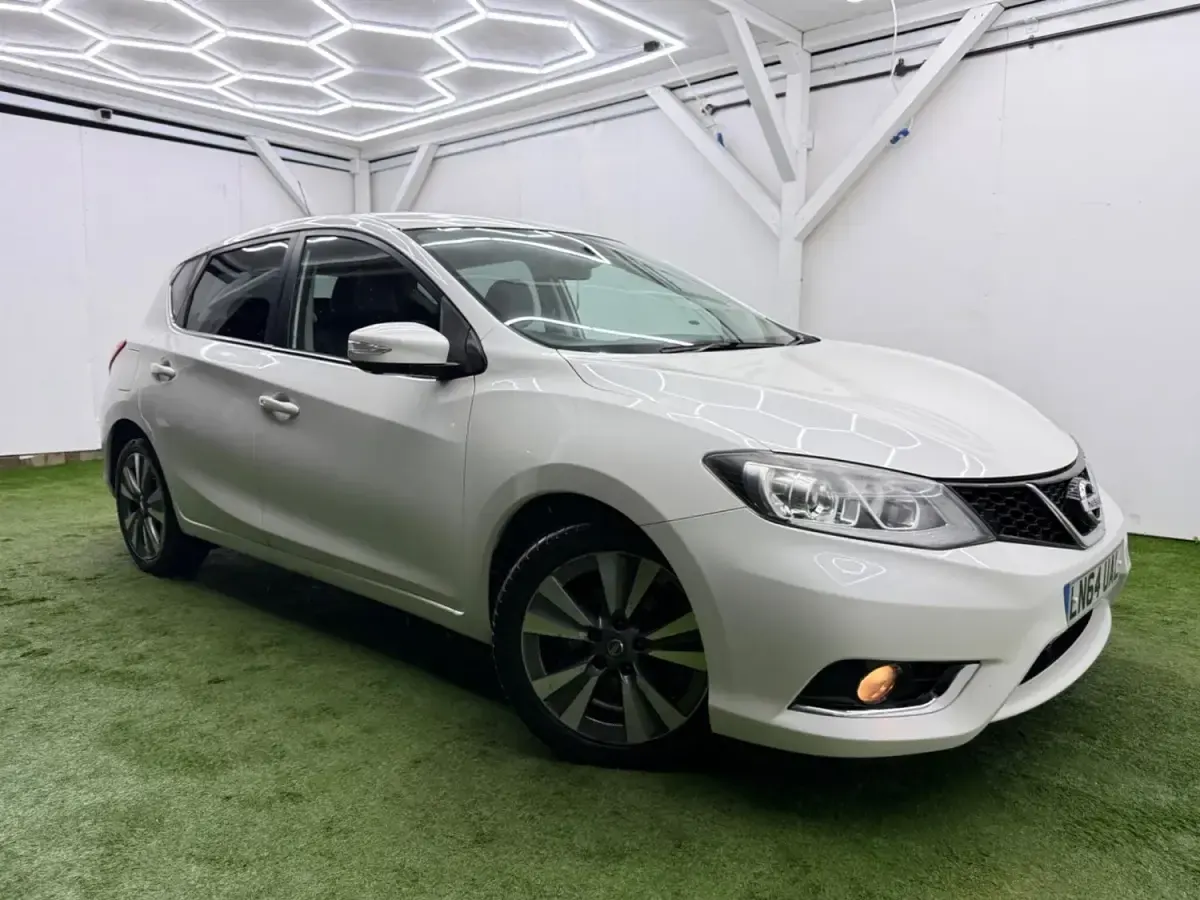 Używany Nissan Pulsar Tekna 2014 Biały Hatchback