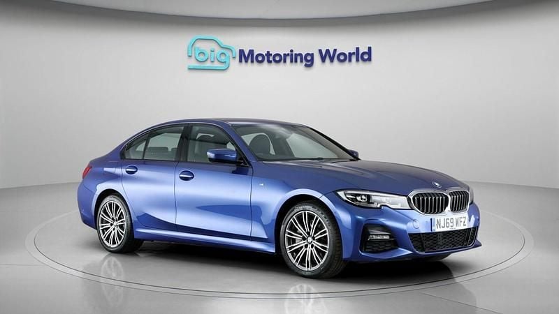 Used BMW 330e M Sport 292 HP (214 kW) 2019 Blue Sedan