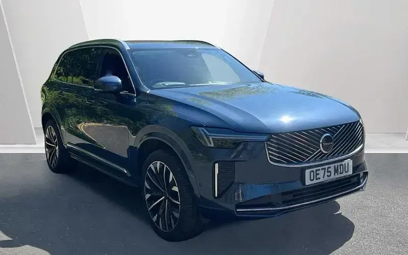 Used Volvo XC90 Ultra 250 HP (183 kW) 2025 SUV