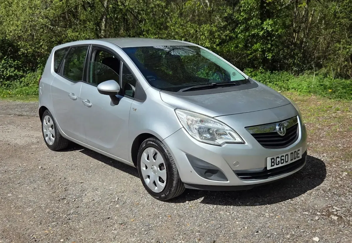 Used Vauxhall Meriva 2010 Silver MPV