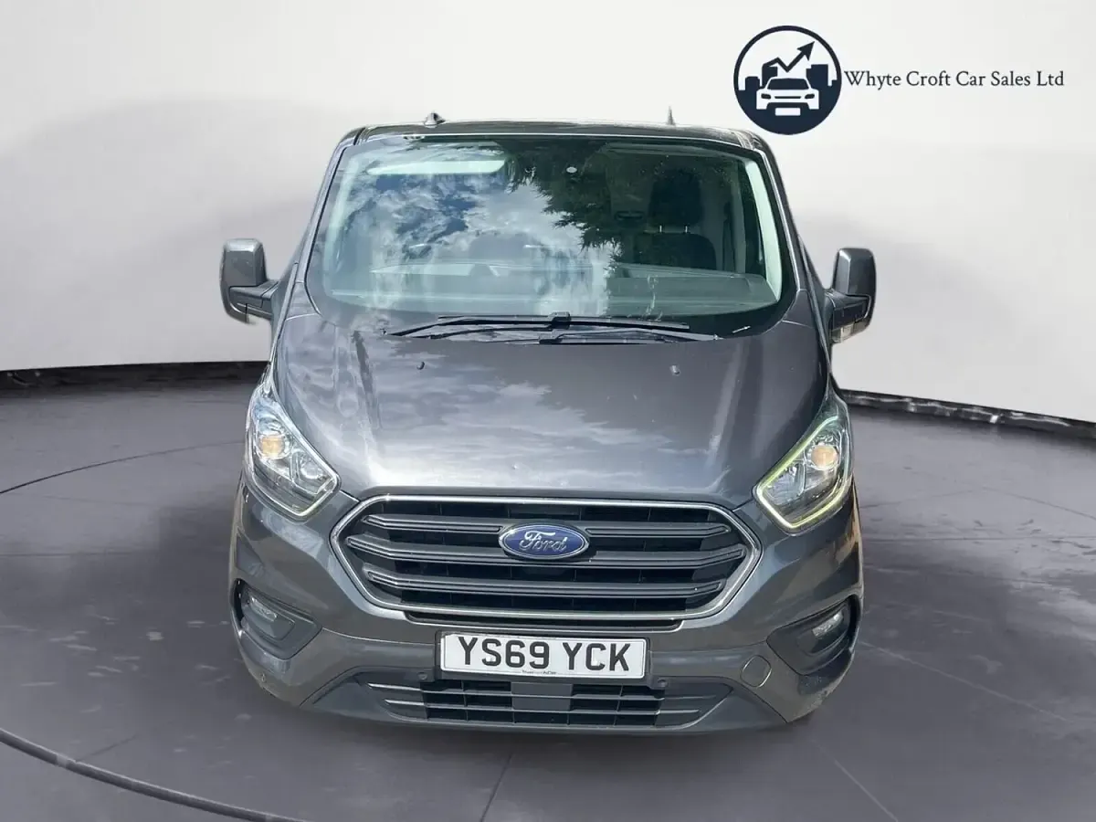 Used Ford Transit Custom Limited 130 HP (95 kW) 2019 Grey Van