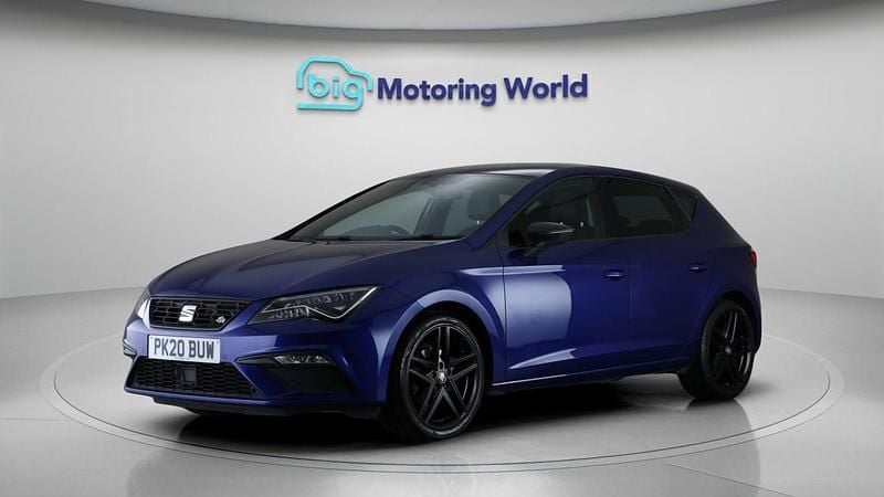 Used Seat Leon Black Edition 150 HP (110 kW) 2020 Blue Hatchback