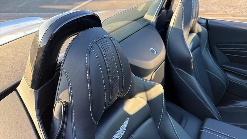 Used Aston Martin Vantage 510 HP (375 kW) 2022 Silver Coupe