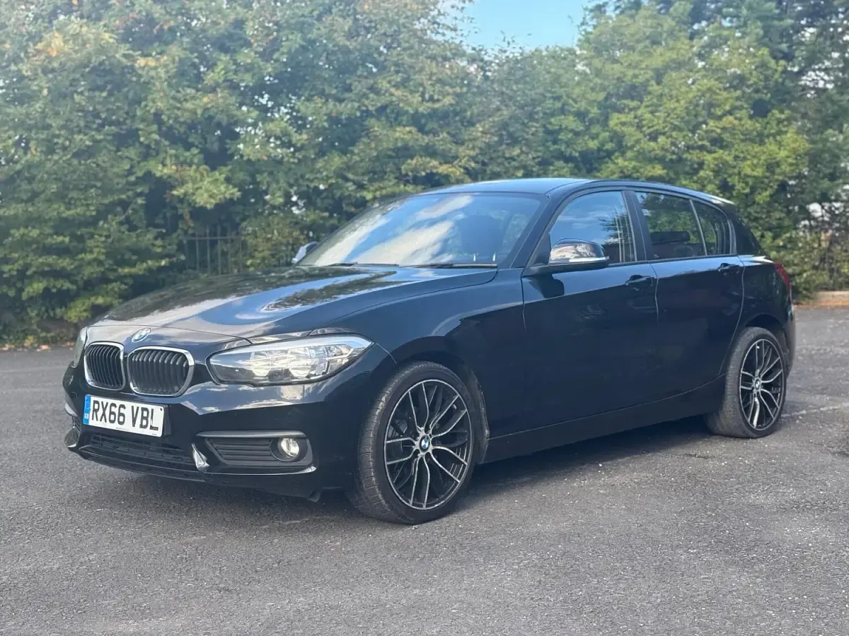 Used BMW 116 Comfort Edition 116 HP (85 kW) 2016 Black Hatchback