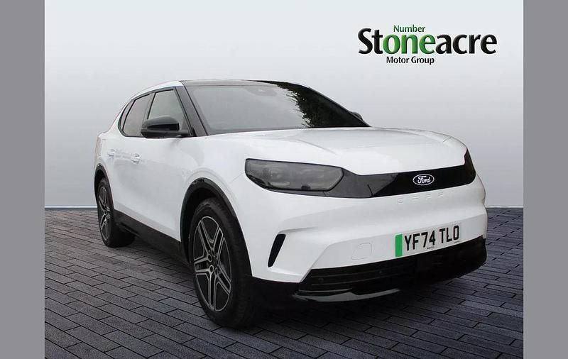 White Used 2024 Ford Capri Premium SUV | £30,495 (Fair price) - Image 1/4