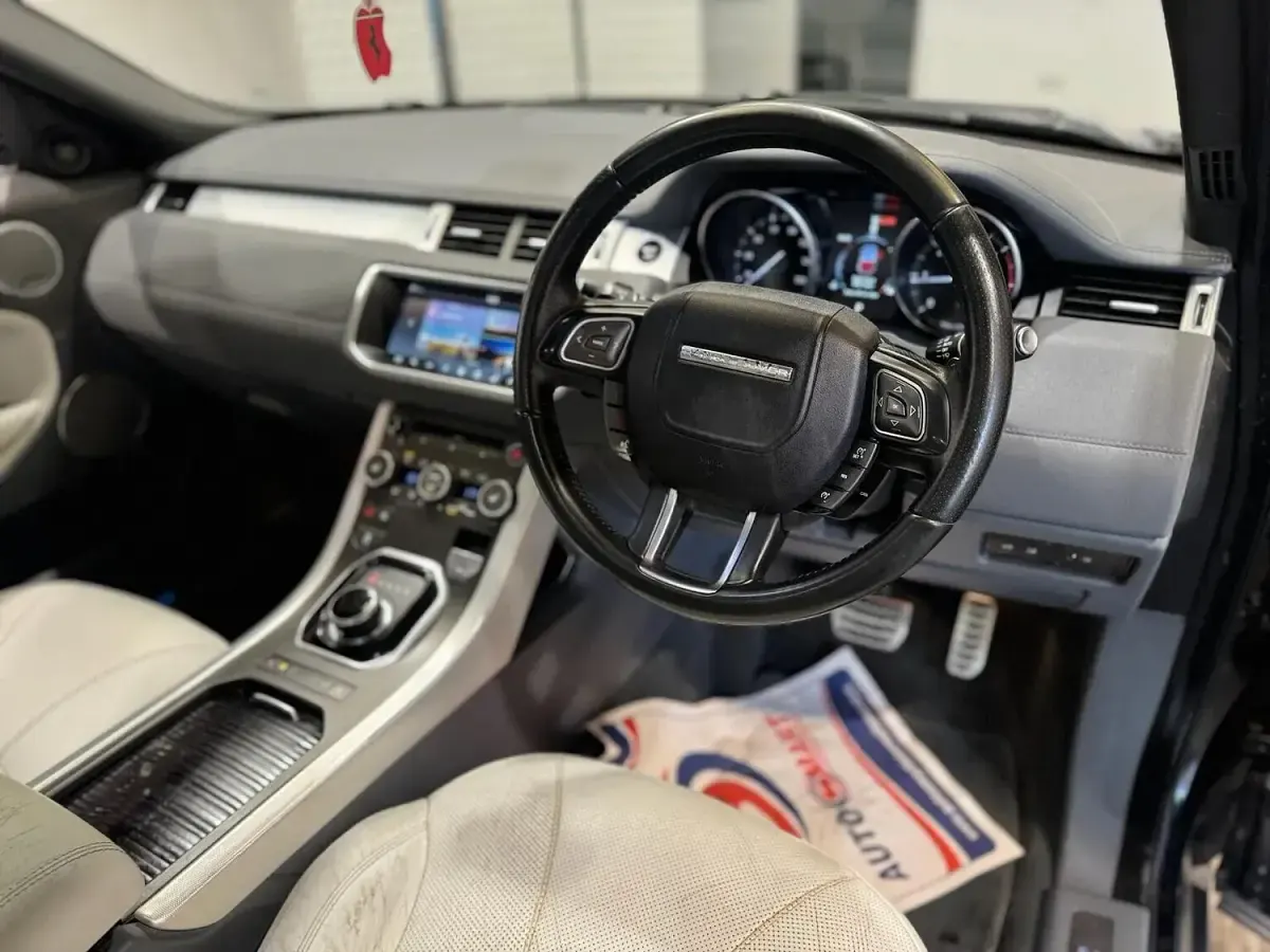 Used Land Rover Range Rover evoque HSE Dynamic 2017 Black Estate