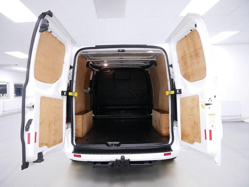 Used Ford Transit Custom Limited 170 HP (125 kW) 2018 White