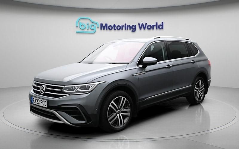 Used VW Tiguan Allspace Elegance 150 HP (110 kW) 2022 Grey SUV