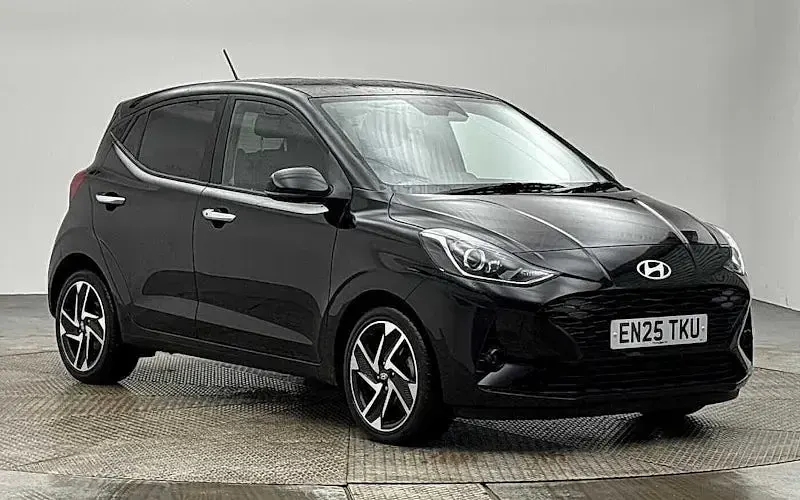 Used Hyundai i10 Premium 79 HP (58 kW) 2025 Hatchback