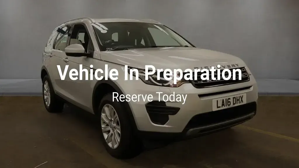 Used Land Rover Discovery 4 SE 180 HP (132 kW) 2016 Silver SUV