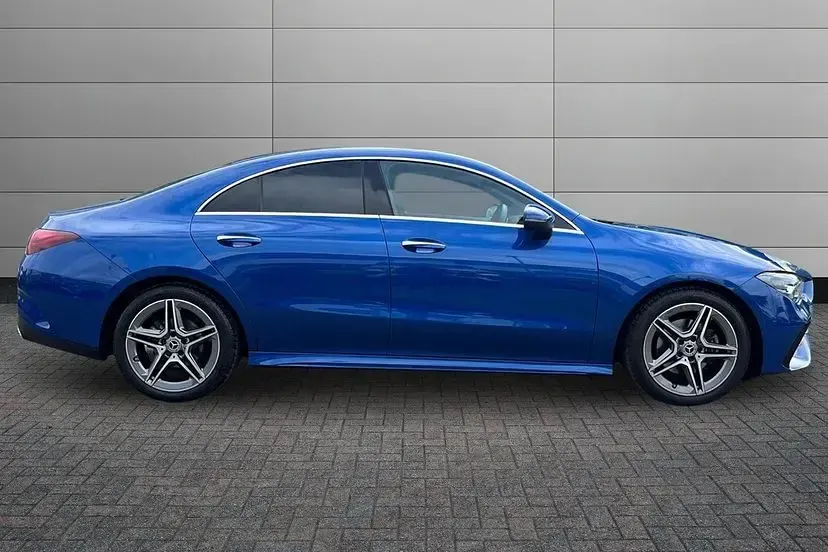 Used Mercedes CLA180 Executive 148 HP (108 kW) 2024 Spectral blue Sedan