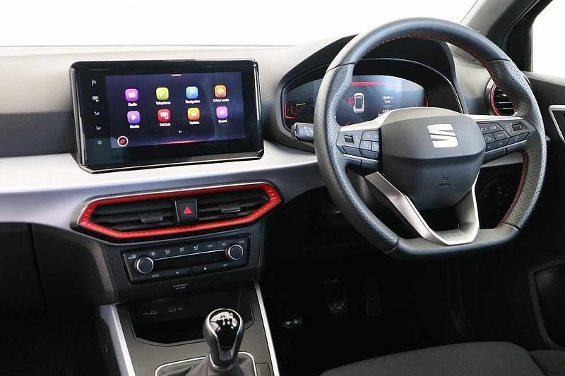 Used Seat Arona FR 108 HP (79 kW) 2023 Black SUV