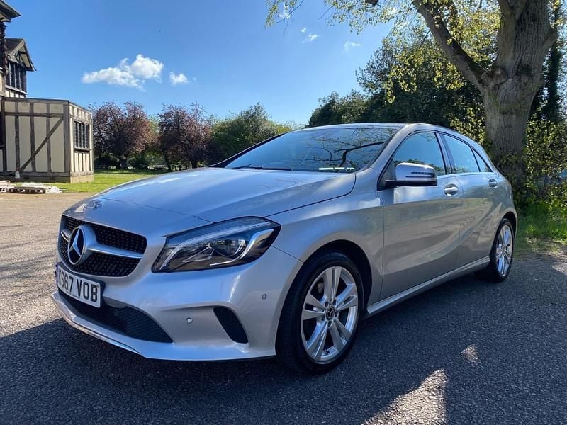 Used Mercedes A180 Premium 109 HP (80 kW) 2017 Silver Hatchback