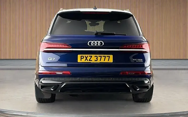 Used Audi Q7 286 HP (210 kW) 2024 SUV