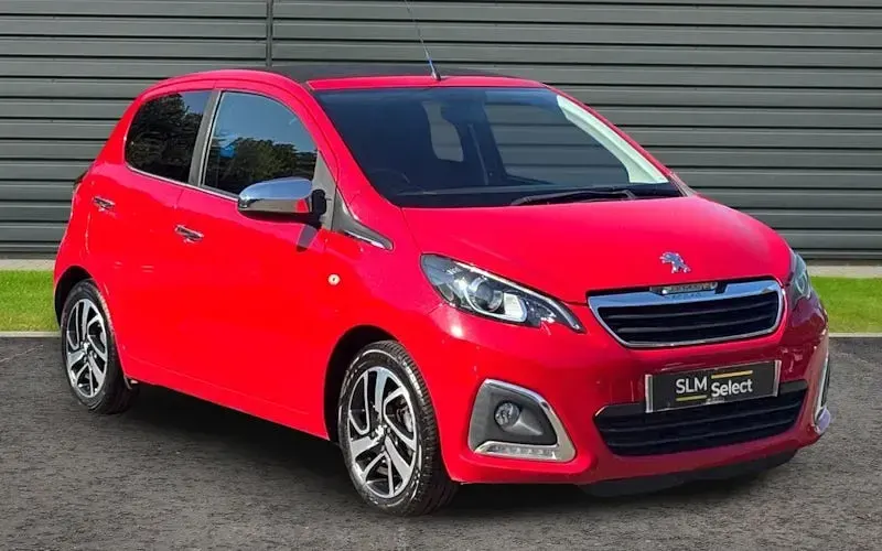 Used Peugeot 108 Allure 82 HP (60 kW) 2015 Cabriolet
