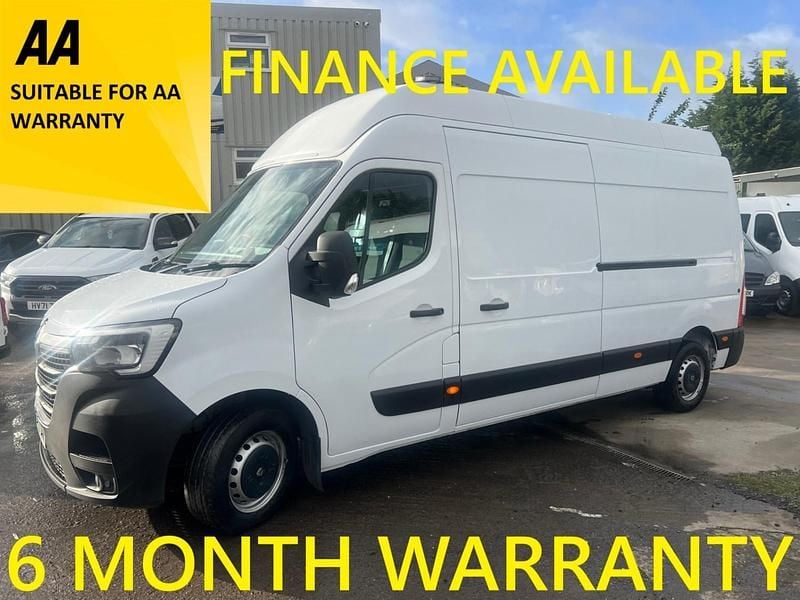 White Used 2020 Renault Master Business Van | £10,995 (Fair price) - Image 1/4