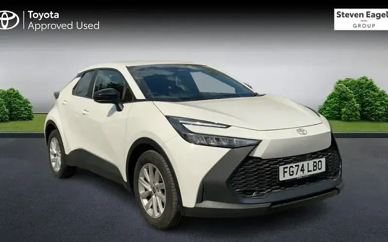 Used Toyota C-HR 140 HP (102 kW) 2024 SUV