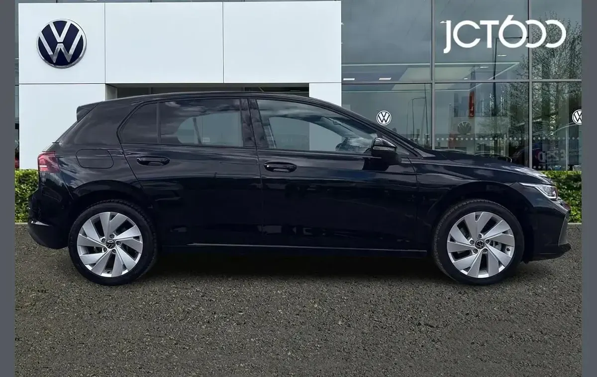 Used VW Golf VIII Match 203 HP (149 kW) 2025 Black Hatchback