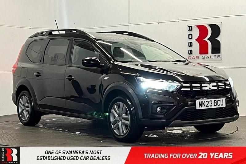 Black Used 2023 Dacia Jogger Expression MPV | £14,995 (Fair price) - Image 1/4