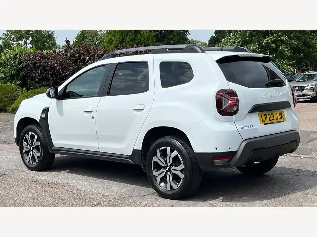 Used Dacia Duster Journey 2023 White SUV