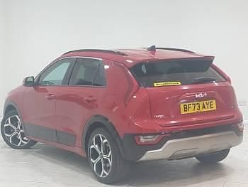 Used Kia Niro 139 HP (102 kW) 2023 Red SUV