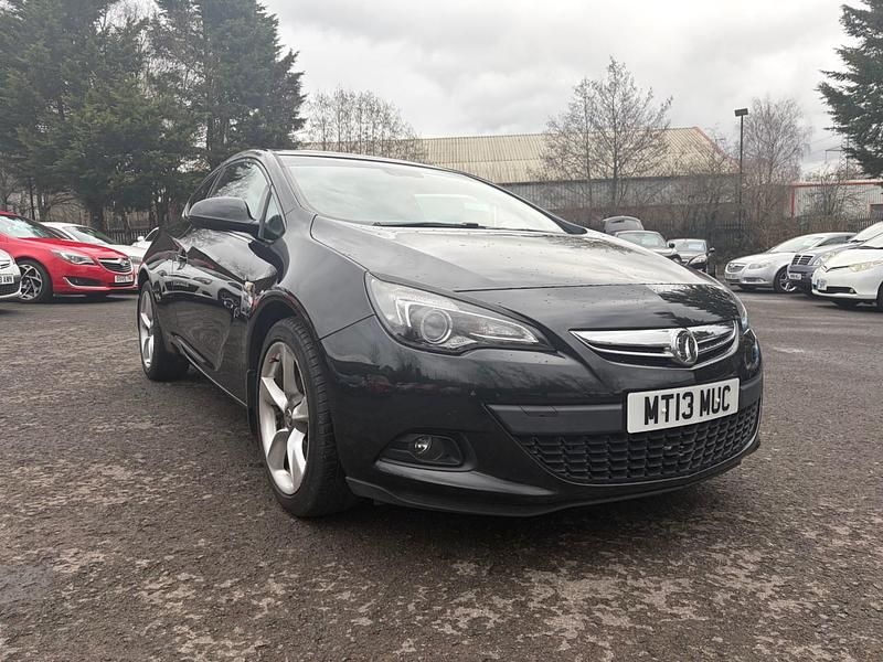 Used Vauxhall Astra GTC SRi 2013 Black Hatchback