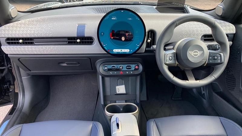 Used Mini Cooper S Hatch 201 HP (147 kW) 2024 Black Hatchback