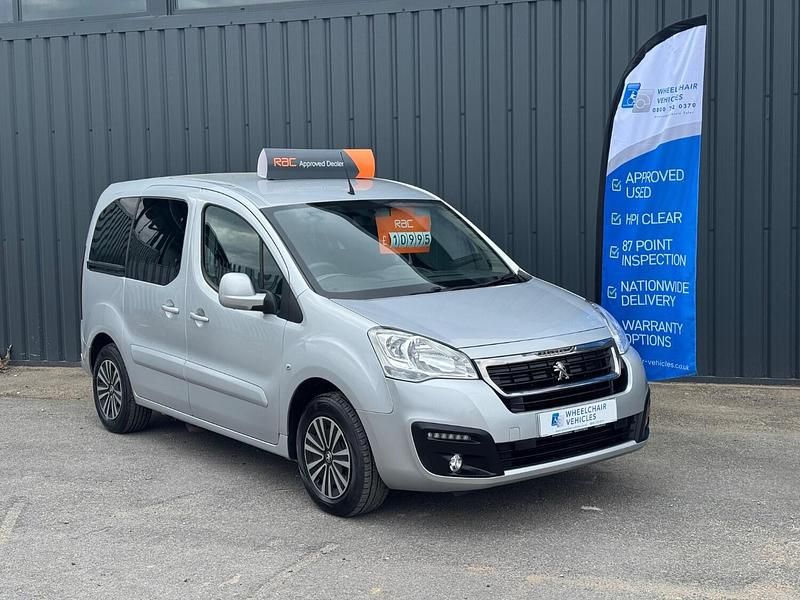 Silver Used 2017 Peugeot Partner MPV | £10,995 (Expensive) - Image 1/4