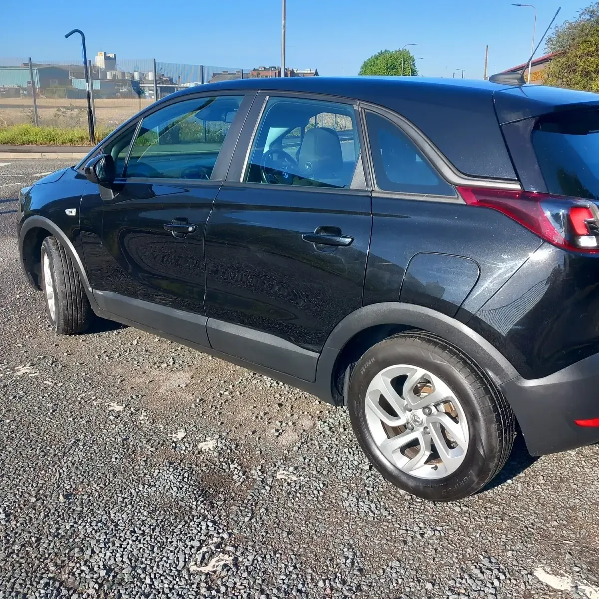 Used Vauxhall Crossland X 81 HP (59 kW) 2018 Black SUV