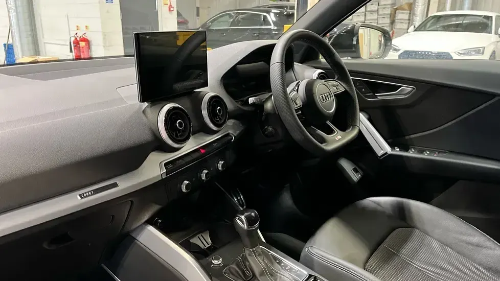Used Audi Q2 Black Edition 150 HP (110 kW) 2025 Grey SUV