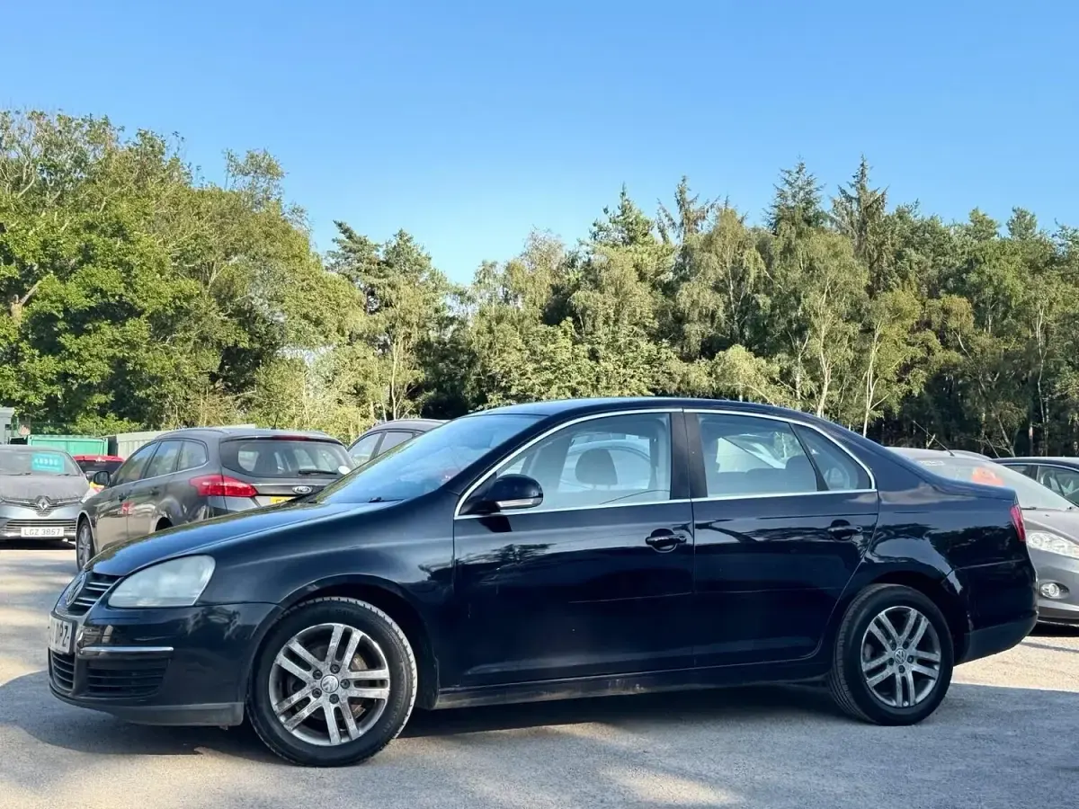 Used VW Jetta SE 105 HP (77 kW) 2008 Black Sedan