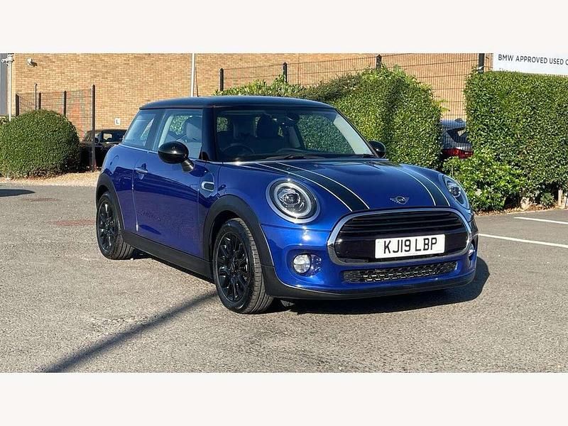 Blue Used 2019 Mini Cooper Hatch Hatchback | £12,990 (A bit pricey) - Image 1/4