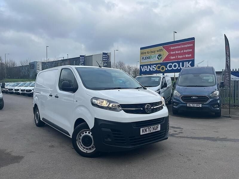 Used Vauxhall Vivaro Edition 120 HP (88 kW) 2020 White MPV