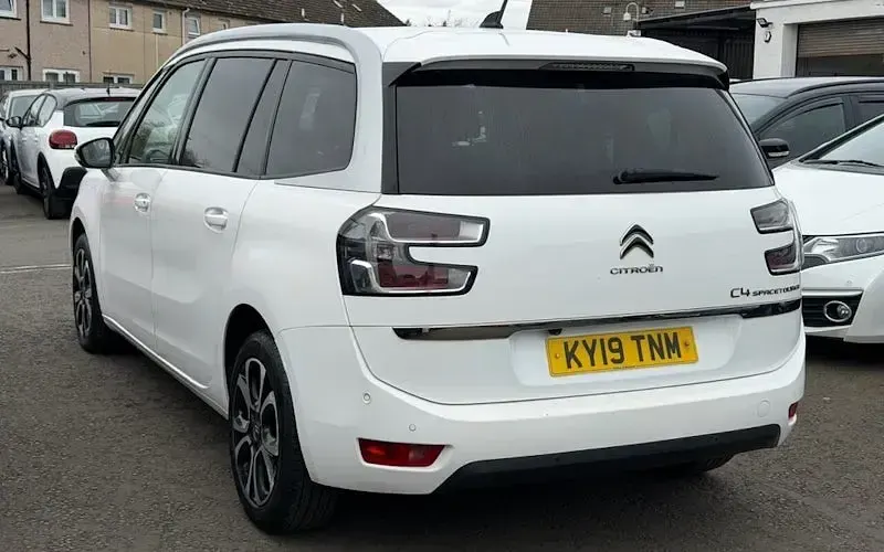 Used Citroën C4 SpaceTourer Flair 131 HP (96 kW) 2019 White MPV