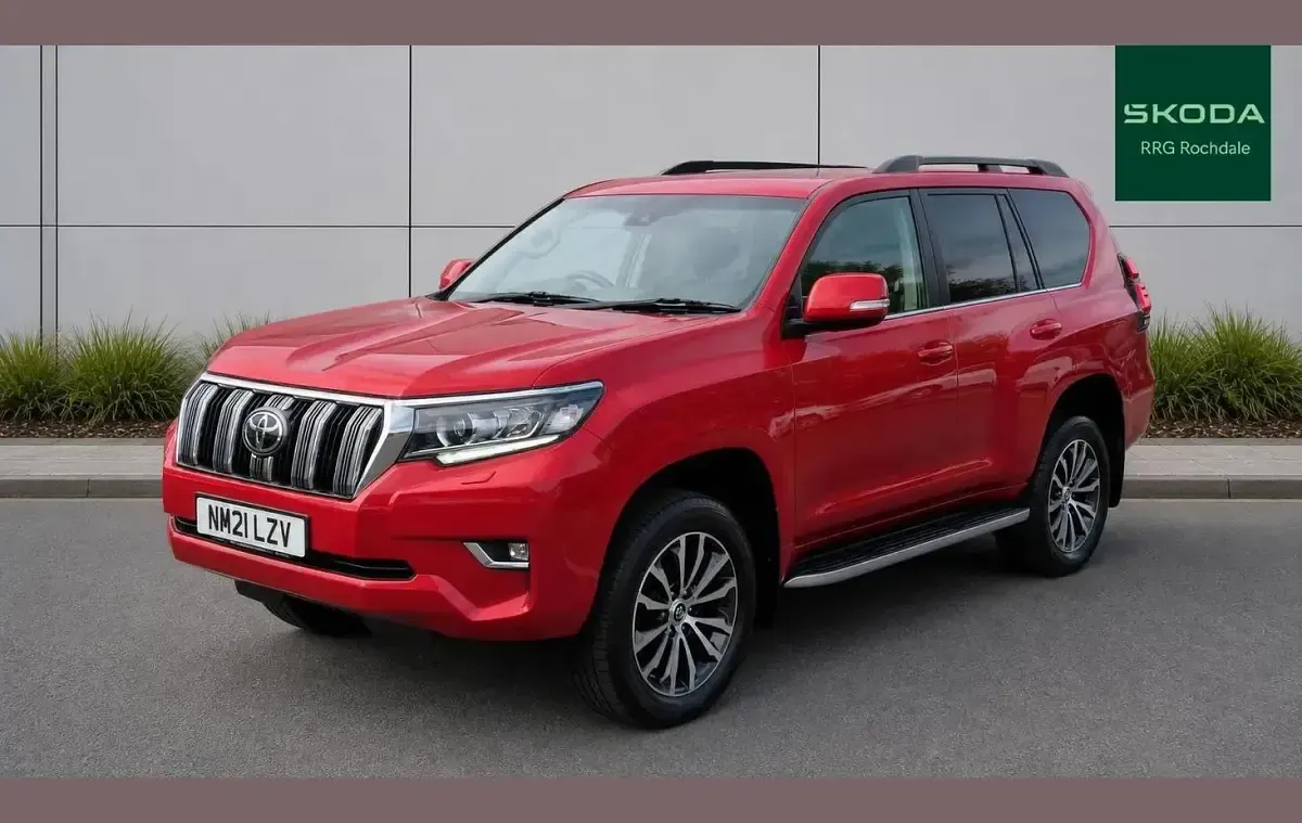 Used Toyota Land Cruiser 200 HP (147 kW) 2021 Red SUV