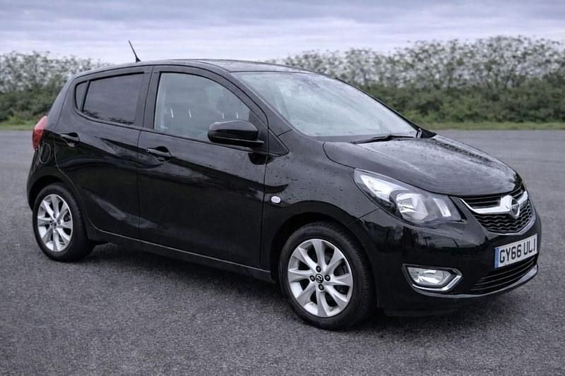 Used Vauxhall Viva 75 HP (55 kW) 2017 Black Hatchback
